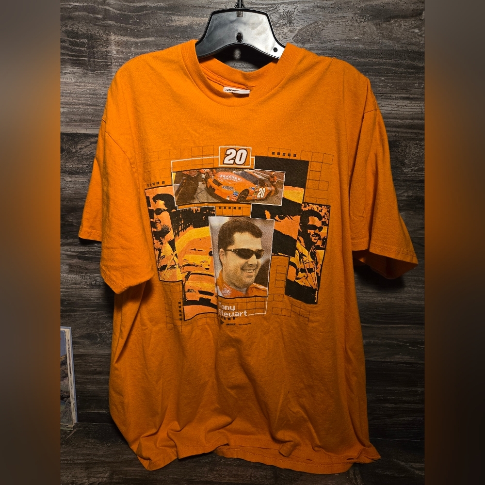 Vintage NASCAR Racing‎ Tony Stewart Men's Graphic Tee Size 2XL Orange 2005
